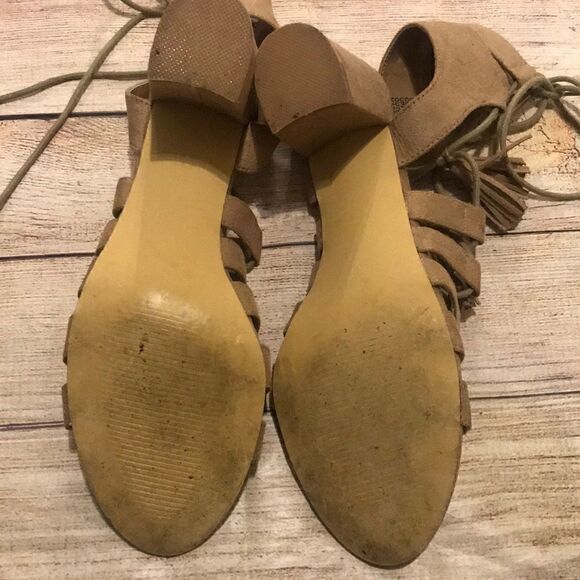 Coconuts by Matisse Copa Gladiator Heeled Sandal - Picture 6 of 8